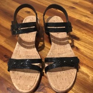 Vaneli black wedge sandal size 6.5